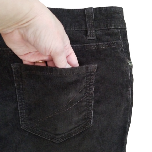 Sonoma Women's Brown Stretch Bootcut Corduroy Pants Size 8 Petite - Picture 8 of 10